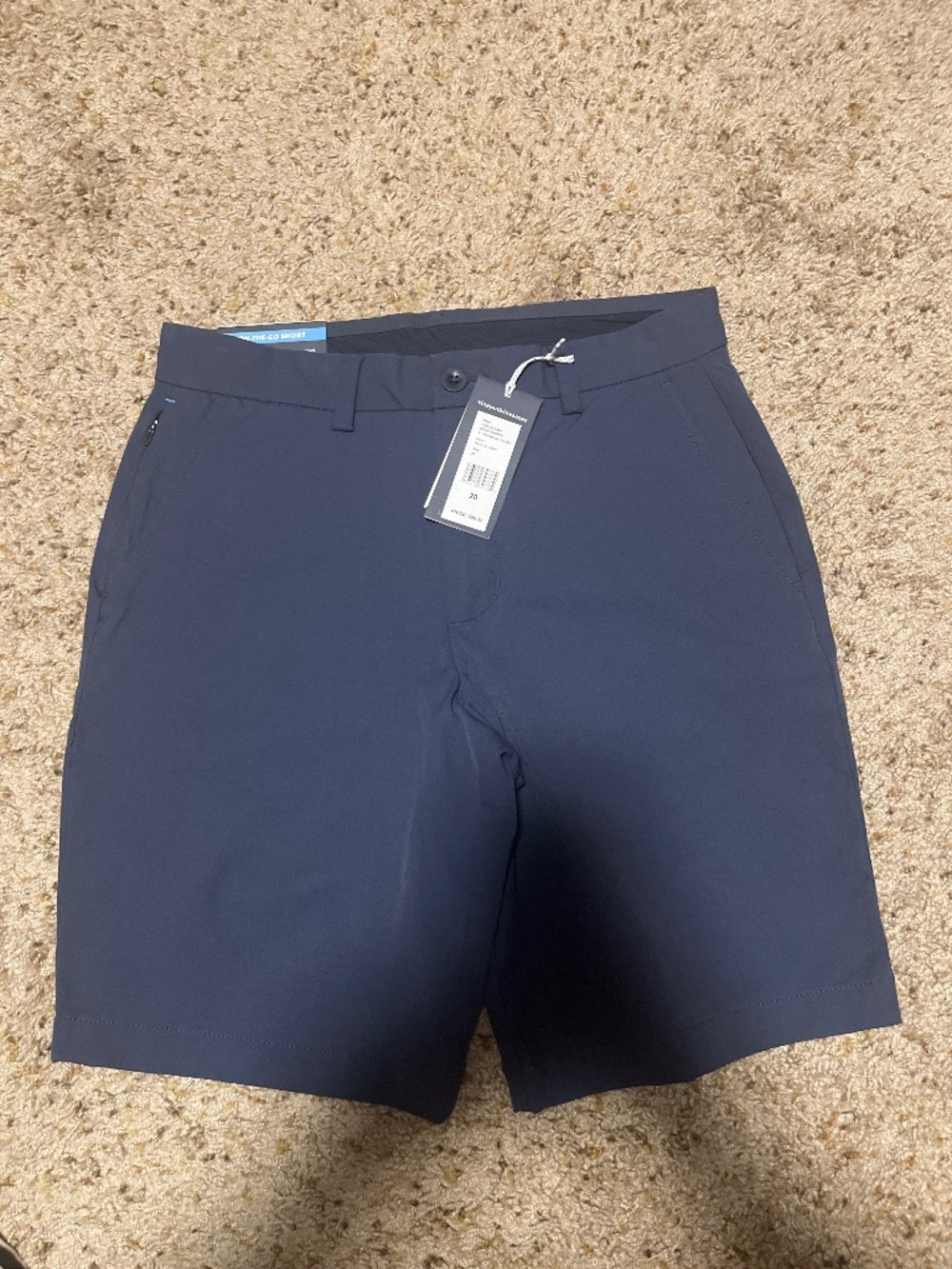 Men’s vineyard vines on the go NWT size 28